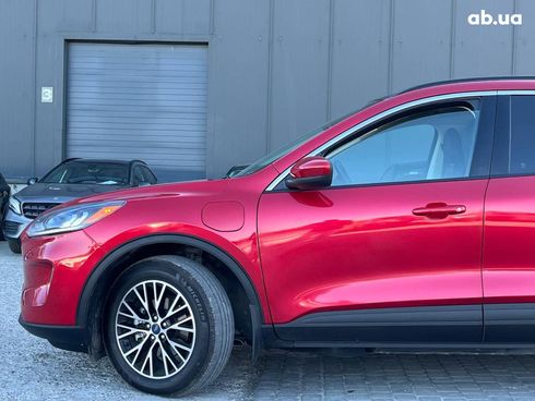 Ford Escape 2022 красный - фото 3
