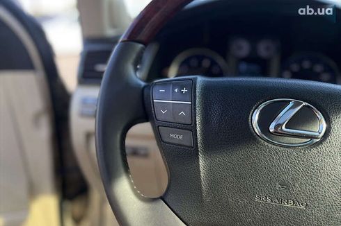 Lexus LX 2008 - фото 26
