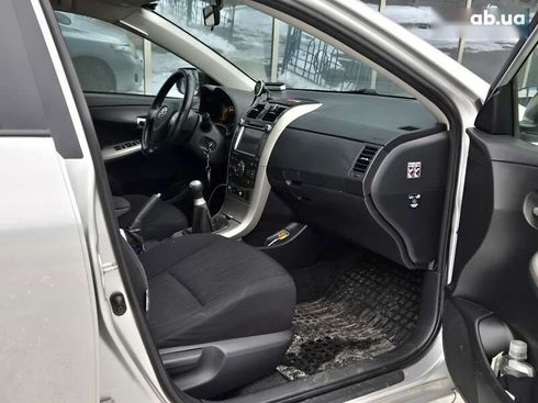Toyota Corolla 2008 - фото 10