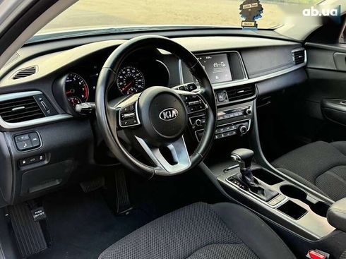 Kia Optima 2019 - фото 12