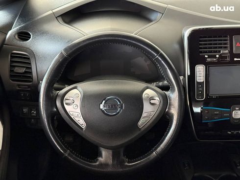 Nissan Leaf 2013 белый - фото 22
