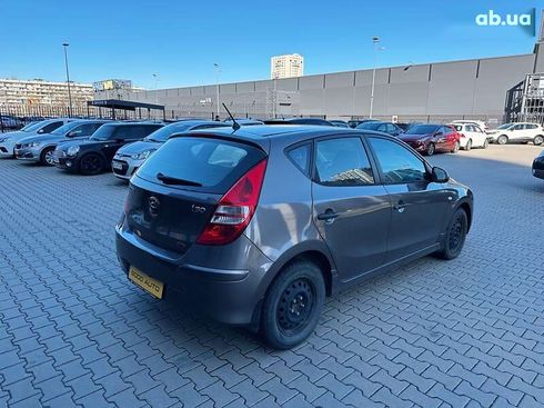 Hyundai i30 2011 - фото 6