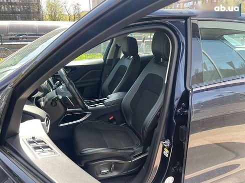 Jaguar F-Pace 2019 - фото 21