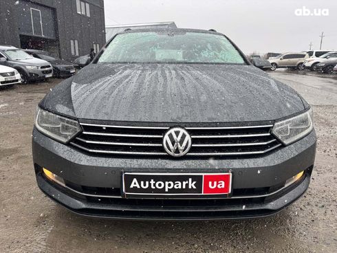 Volkswagen Passat 2015 серый - фото 2