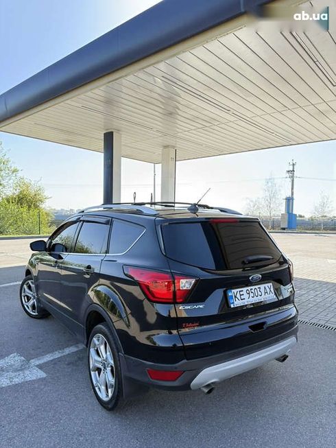 Ford Escape 2019 - фото 4