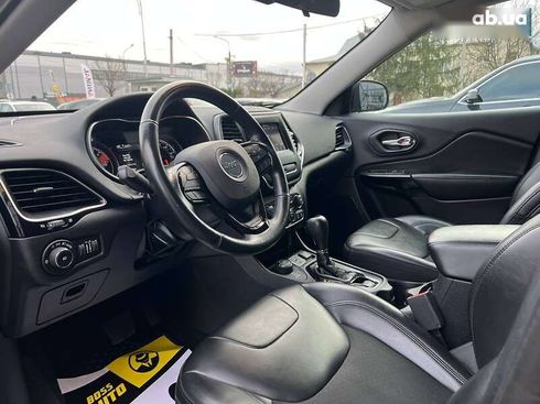 Jeep Cherokee 2019 - фото 9