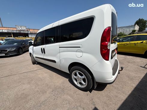 Fiat Doblo 2011 белый - фото 3