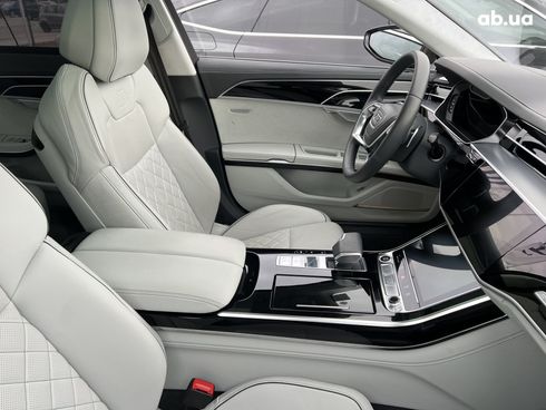 Audi A8 2021 - фото 8