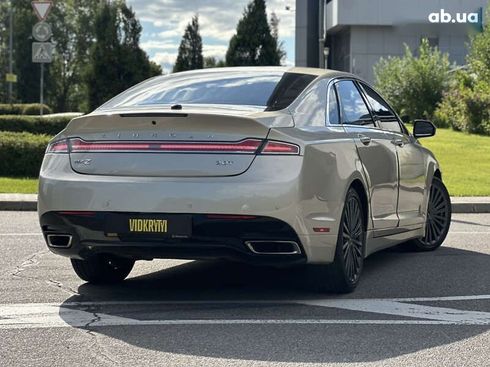 Lincoln MKZ 2017 - фото 19