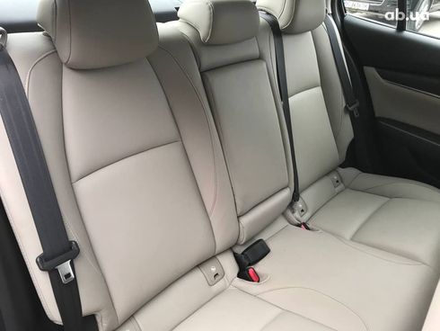 Mazda 3 2019 красный - фото 9
