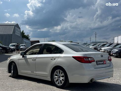 Subaru Legacy 2014 белый - фото 9