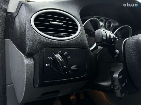 Ford Focus 2009 - фото 26