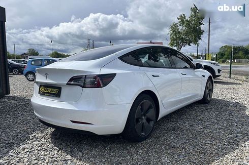 Tesla Model 3 2022 - фото 6