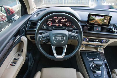 Audi Q5 2017 - фото 26