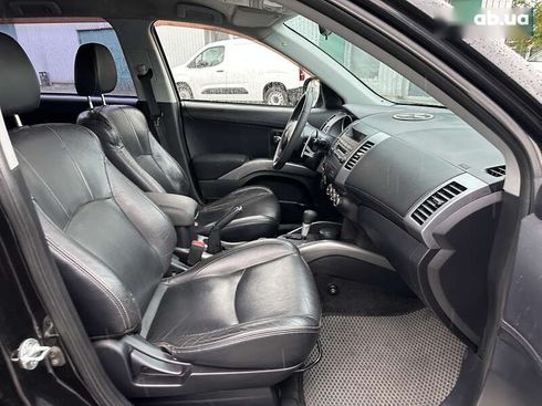 Mitsubishi Outlander 2010 - фото 24