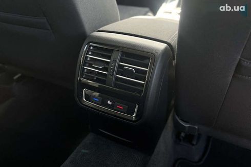 Volkswagen Passat 2015 - фото 13
