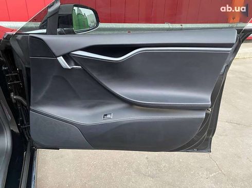 Tesla Model S 2018 - фото 22