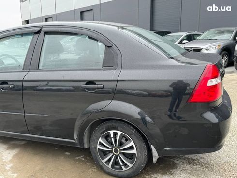 Chevrolet Aveo 2008 черный - фото 11