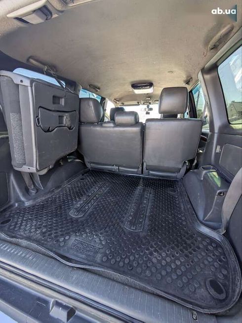 Toyota Land Cruiser 2004 - фото 24