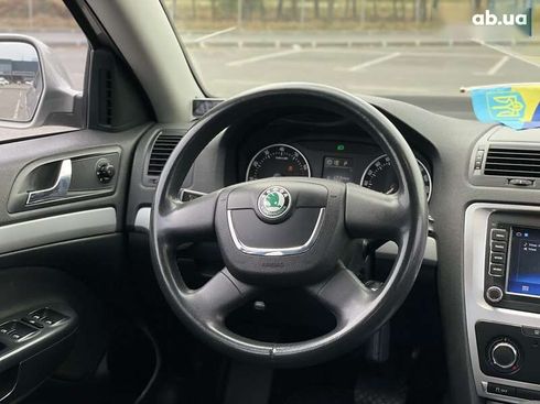 Skoda Octavia 2012 - фото 17