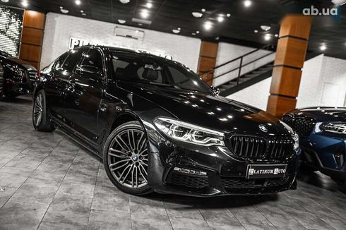 BMW 5 серия 2017 - фото 3