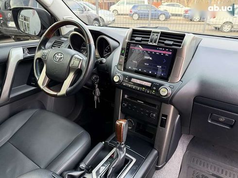 Toyota Land Cruiser Prado 2011 - фото 29