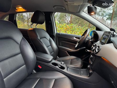 Mercedes-Benz B-Класс 2015 белый - фото 32