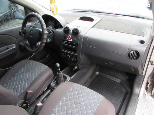Chevrolet Aveo 2006 - фото 17