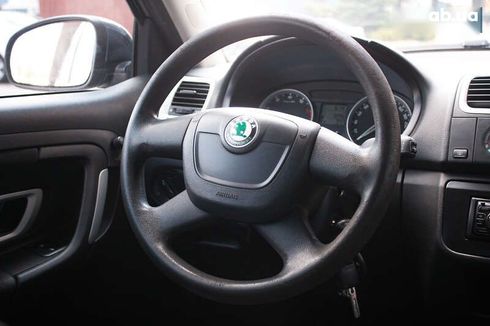 Skoda Fabia 2009 - фото 18