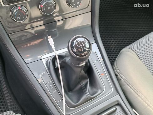 Volkswagen Golf 2019 белый - фото 24