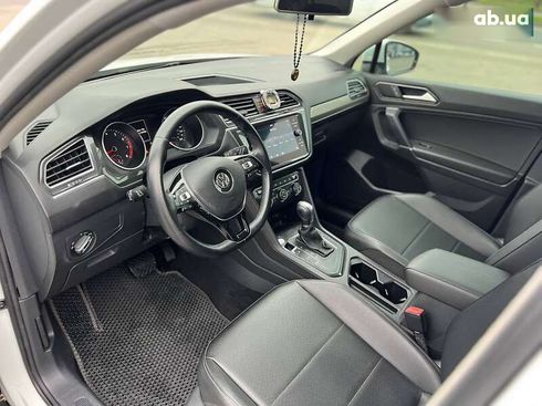 Volkswagen Tiguan 2018 - фото 18