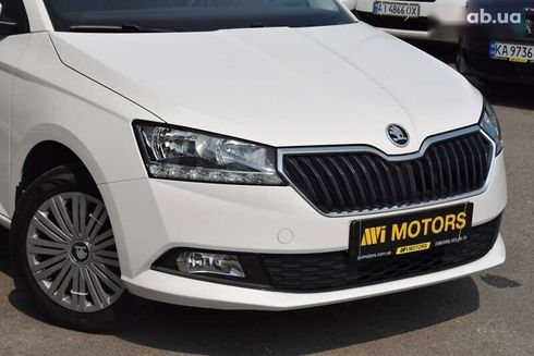 Skoda Fabia 2021 - фото 9