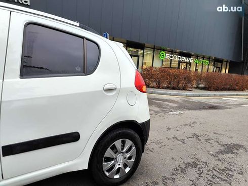 Geely GX-2 2013 - фото 6