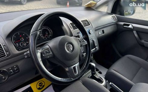 Volkswagen Touran 2015 - фото 12