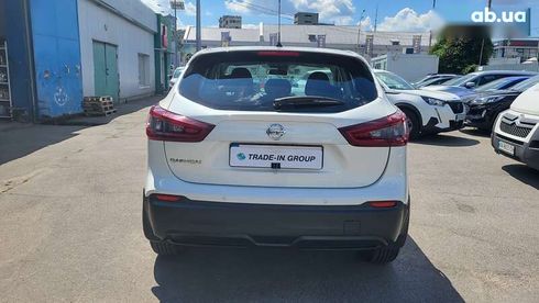 Nissan Qashqai 2021 - фото 12