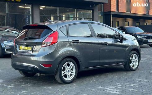 Ford Fiesta 2019 - фото 6