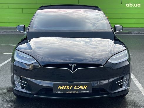 Tesla Model X 2017 - фото 2