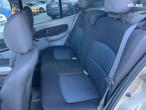 Renault Clio 2006 бежевый - фото 32