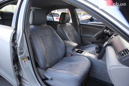 Toyota Camry 2008 - фото 11