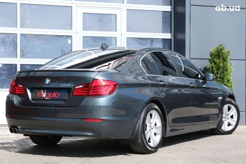 BMW 5 серия 2013 серый - фото 4