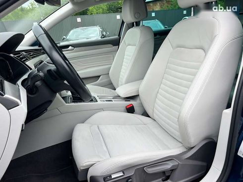 Volkswagen Passat 2022 - фото 30