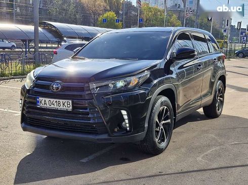 Toyota Highlander 2018 - фото 2