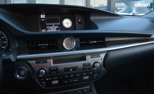 Lexus ES 2013 - фото 28
