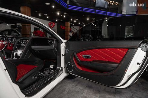 Bentley Continental GT 2012 - фото 16