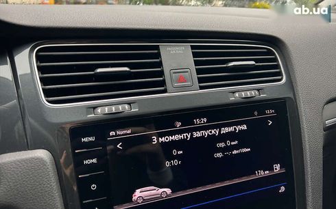 Volkswagen e-Golf 2017 - фото 20