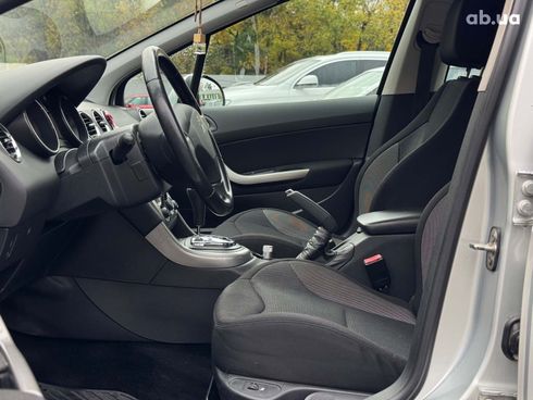 Peugeot 308 2011 серый - фото 23