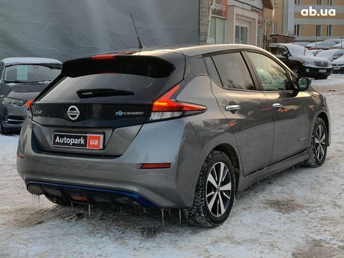 Nissan Leaf 2020 серый - фото 5