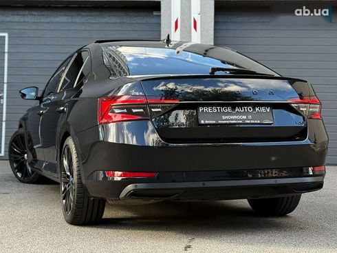 Skoda Superb 2020 - фото 30