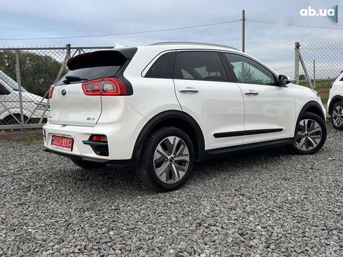 Kia Niro 2019 - фото 19