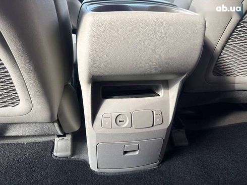 Kia Carnival 2019 - фото 19